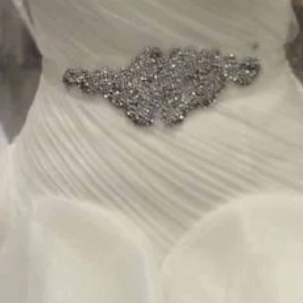 White by Vera Wang Wedding Sash in Ivory